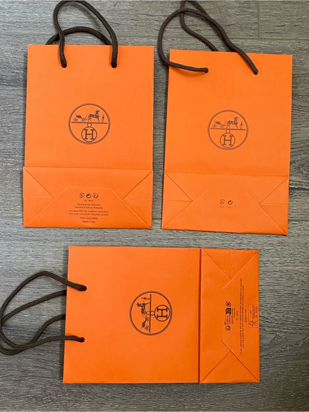 Hermes Shopping Bags Set Of 3 View 2